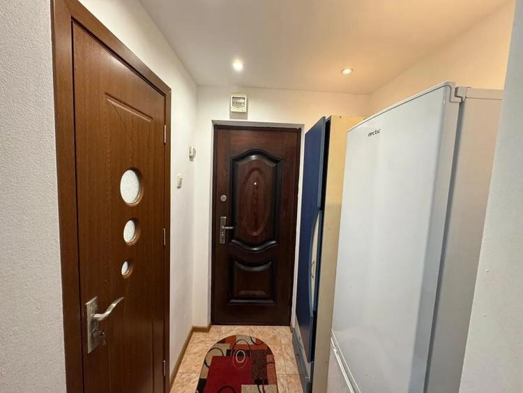 Garsonieră decomandată în Valea Lupului