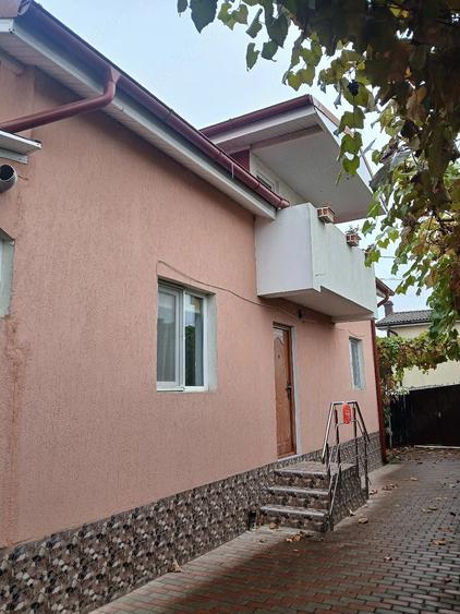 Casă cu Teren 370 Mp în Central