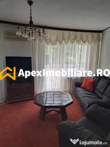 Apartament cu 3 camere decomandat în Obor