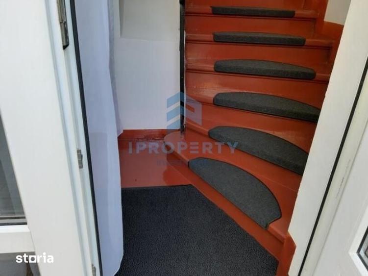 Apartament cu 3 camere decomandat în Romană