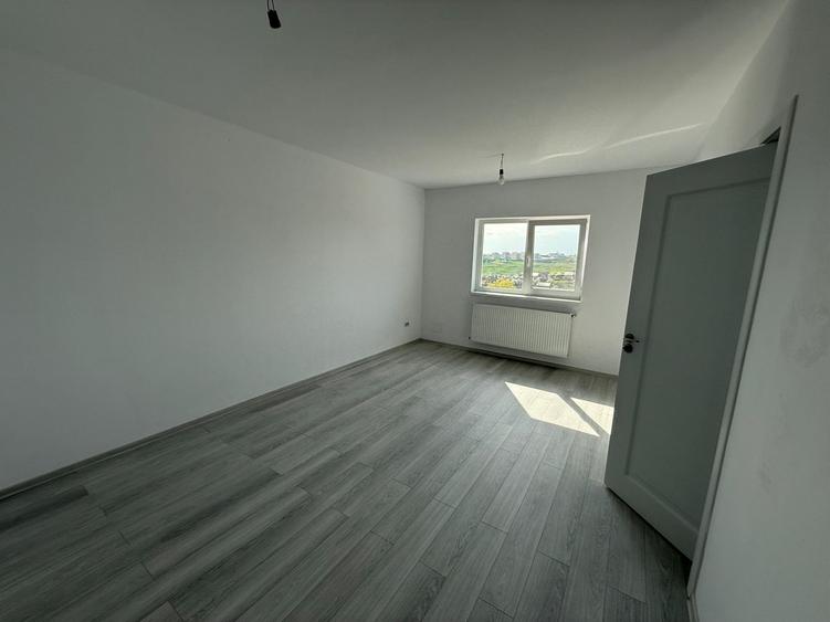 Casă individuală cu 4 camere! Dormitor la parter și 600mp teren! Comision 0% - 10