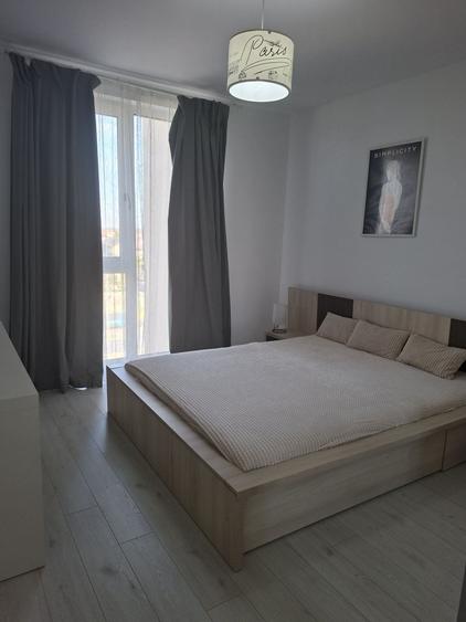Apartament cu 2 camere semidecomandat în Moșnița Nouă