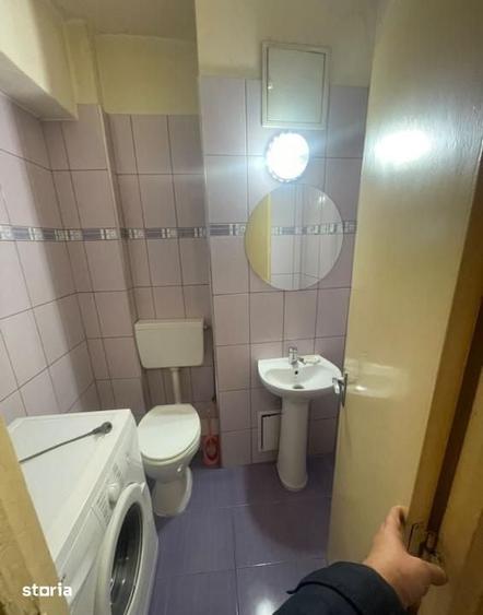 Apartament cu 3 camere decomandat în Chinteni