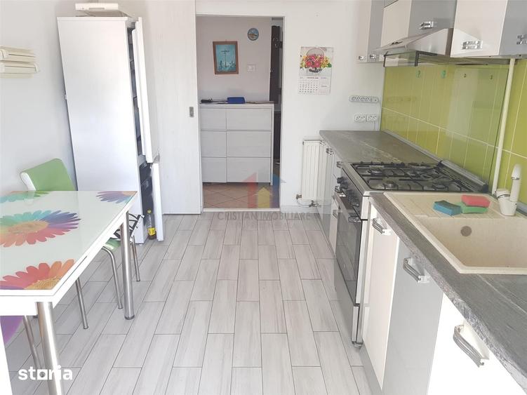 Apartament cu 2 camere decomandat în Radu Negru