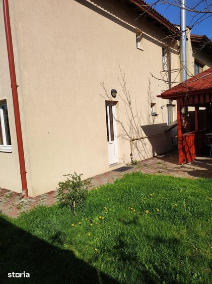 Casă cu 4 camere cu Teren 420 Mp în Gheorgheni