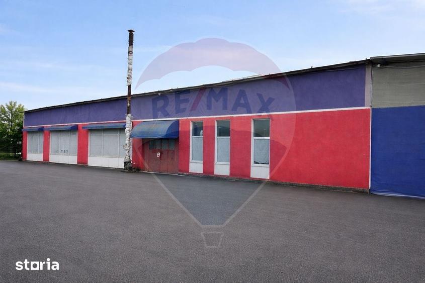 Spațiu comercial, de 360 mp, în Nord
