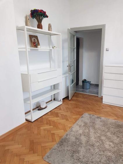 Apartament cu 2 camere în Tineretului