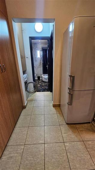 Apartament cu 2 camere decomandat în Galata