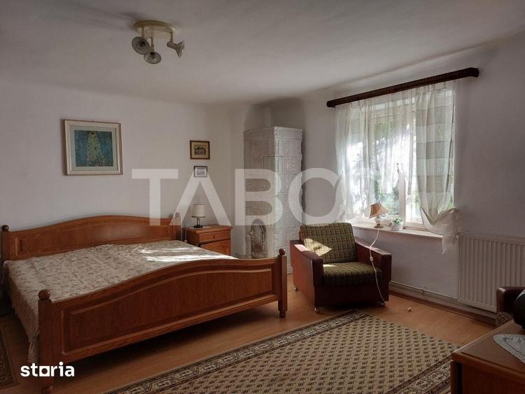 Casă cu 6 camere cu Teren 1100 Mp în Central