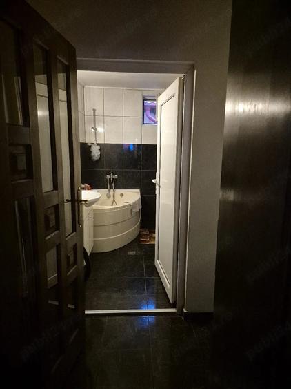 Casă cu 2 camere cu Teren 1500 Mp în Central