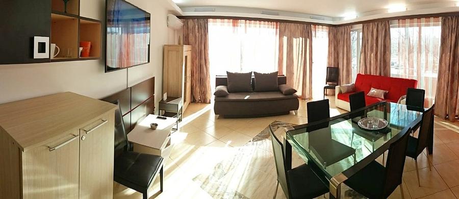 Apartament cu 3 camere decomandat, mobilat în Central