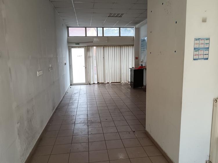 Spațiu comercial, de 60 mp, în Central