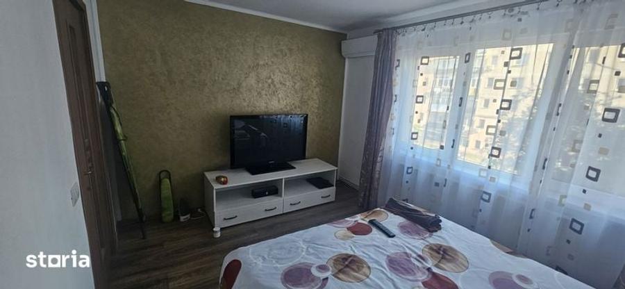 Apartament cu 2 camere semidecomandat în Sud
