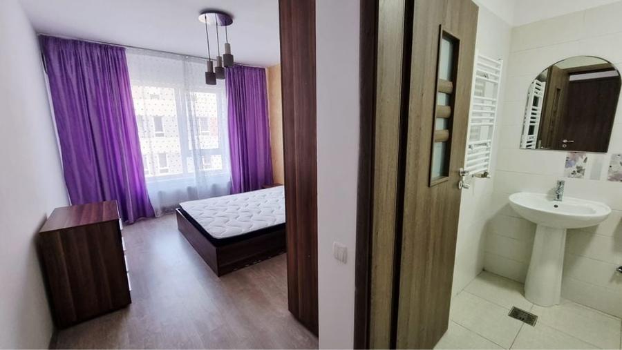 Apartament cu 3 camere decomandat în Central