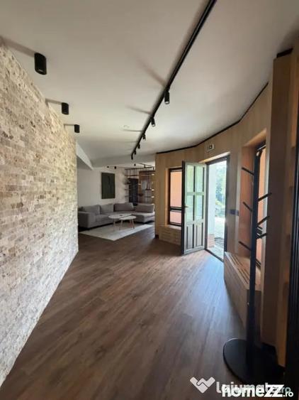Casă cu 2 camere cu Teren 3400 Mp în Mănăstirea Humorului