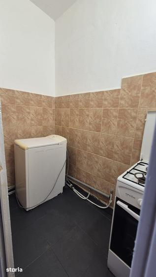 Garsonieră în Baza 3