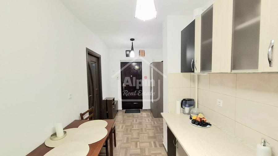 Apartament cu 2 camere decomandat, mobilat în Hărmanului