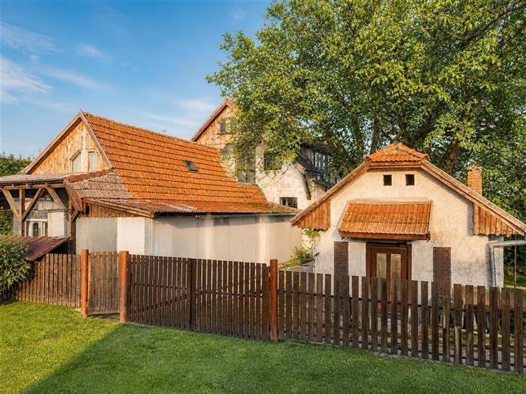 Spațiu comercial, de 483 mp, în Ilieni
