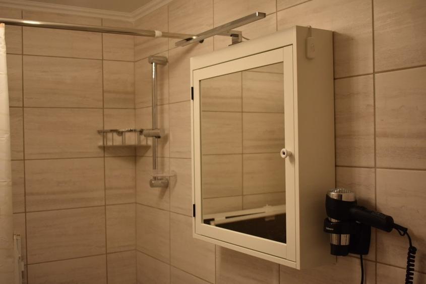 Apartament cu 2 camere decomandat în Apărătorii Patriei