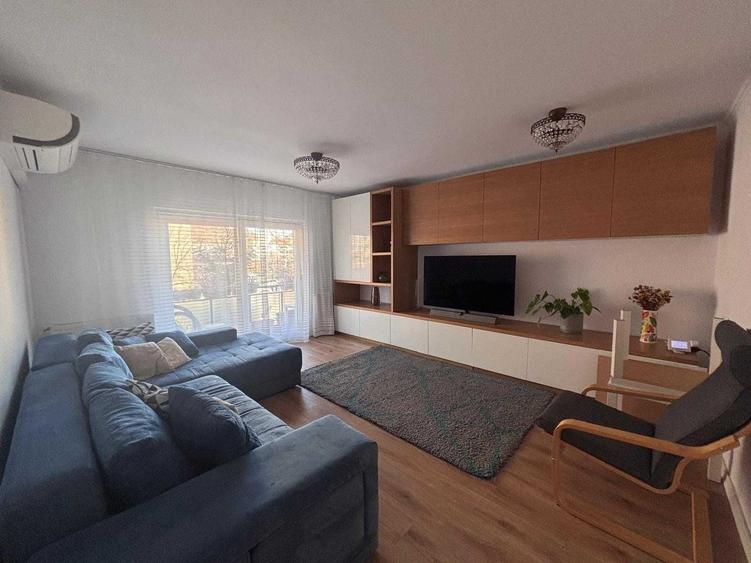 Apartament cu 4 camere decomandat în Grigorescu