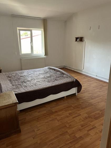 Casă cu 3 camere cu Teren 200 Mp în Iris