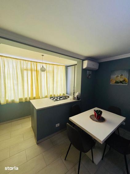 Apartament cu 3 camere decomandat în Central