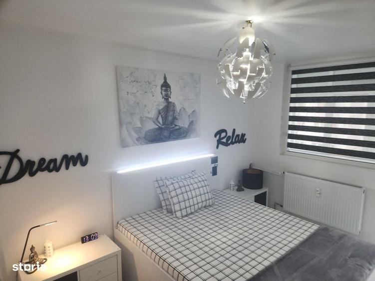 Apartament cu 3 camere semidecomandat în 1 Decembrie 1918