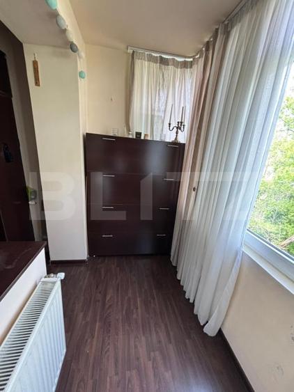 Apartament cu 3 camere decomandat, mobilat în Cina