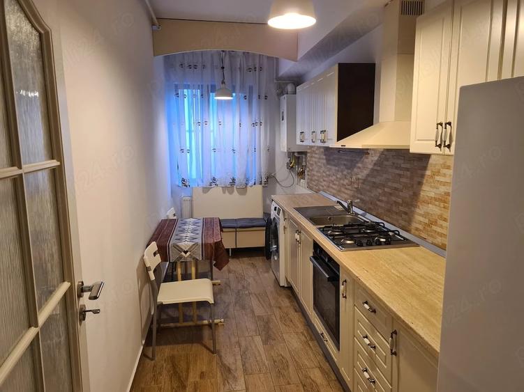 Apartament cu 2 camere decomandat în Ghencea