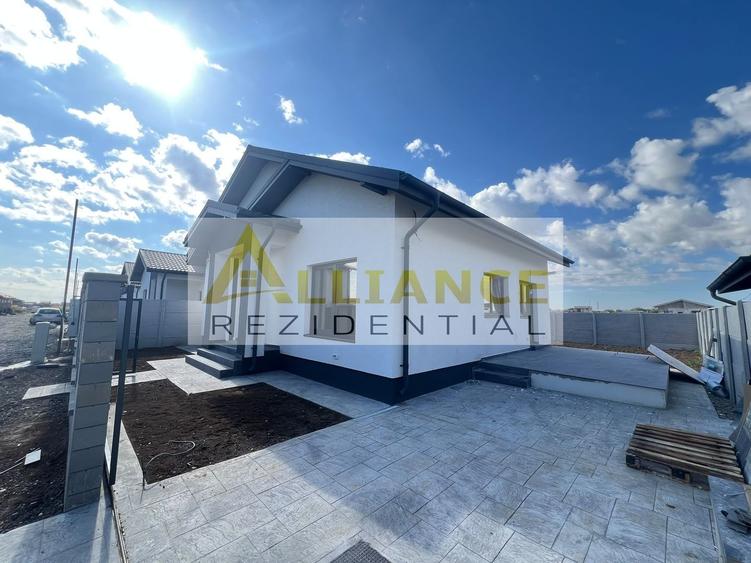Casă individuală cu 3 camere cu Canalizare în Berceni