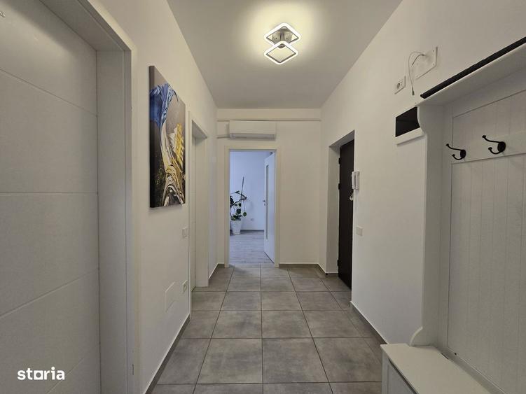Apartament cu 2 camere, mobilat în Metalurgiei