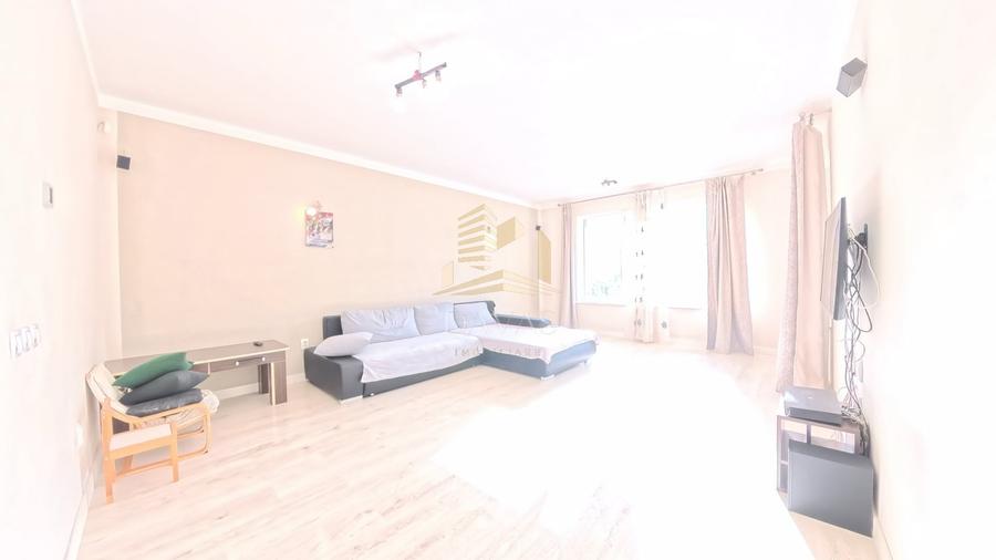 Casă individuală cu 5 camere cu Canalizare în Iris