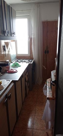 Apartament cu 3 camere nedecomandat în Viziru 1