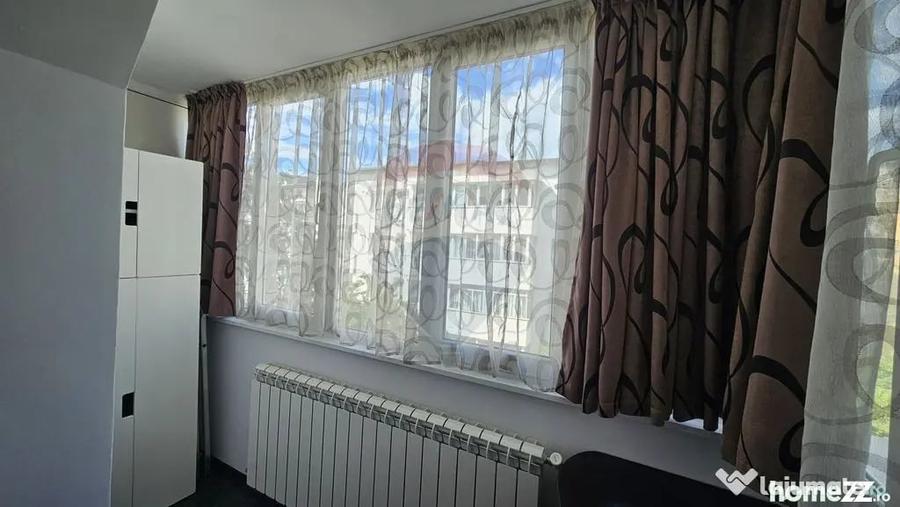 Apartament cu 2 camere decomandat în Precista