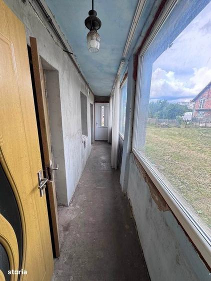 Casă cu 3 camere decomandat în Central