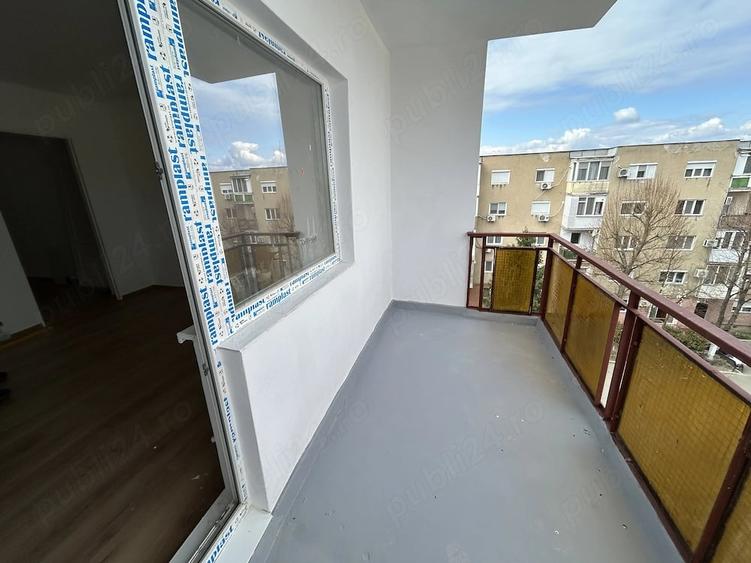 Vand apart.1 cam.situat in Micalaca,str.Vaslui,st. 50 mp,et.4 din 4,modern - 2