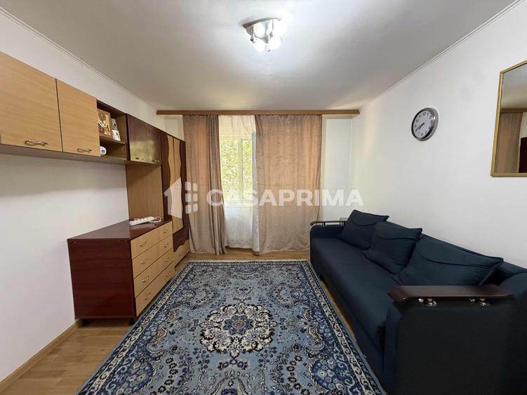 Apartament cu 2 camere semidecomandat în Zimbru