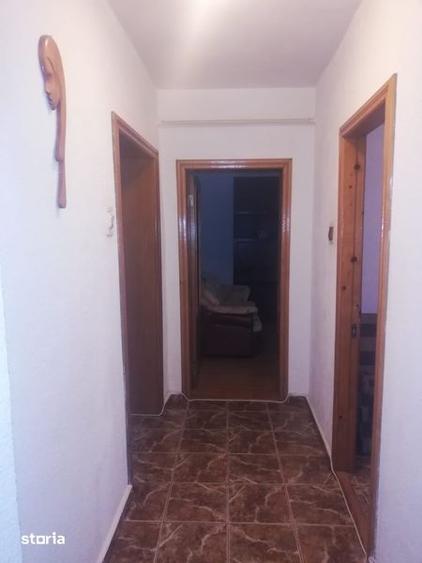Inchiriez apartament 2 camere - 4