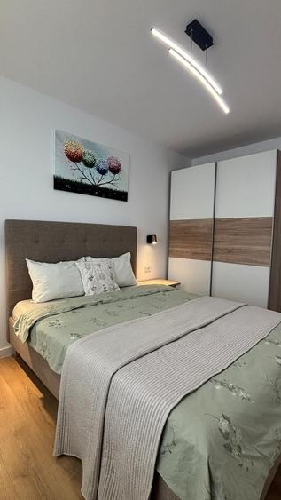 Apartament cu 2 camere decomandat, mobilat în Cetate