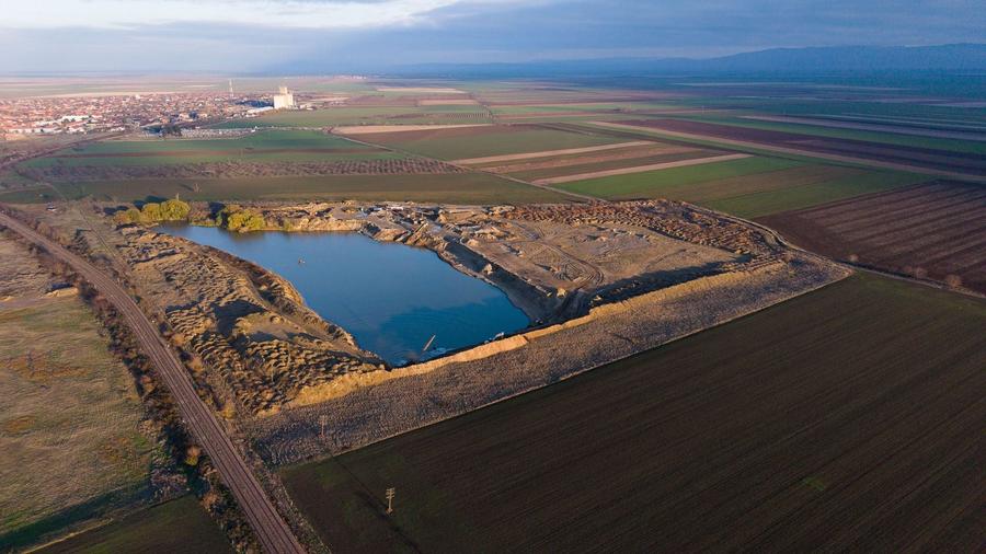 Teren agricol extravilan de 125800 mp, în Zimandcuz