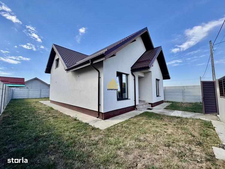 Casă cu 4 camere cu Teren 408 Mp în Domnești