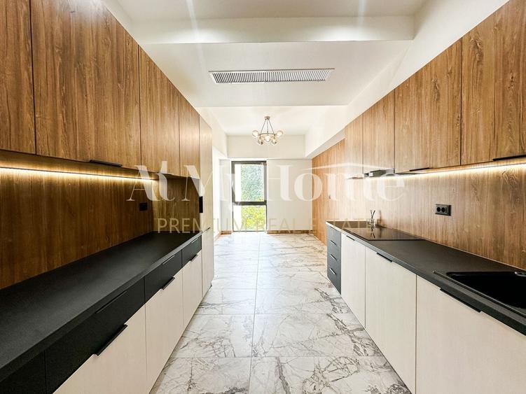 Apartament cu 4 camere decomandat, mobilat în Herăstrău