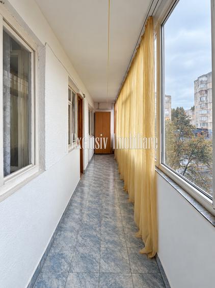 Apartament cu 2 camere decomandat în Casa de Cultură