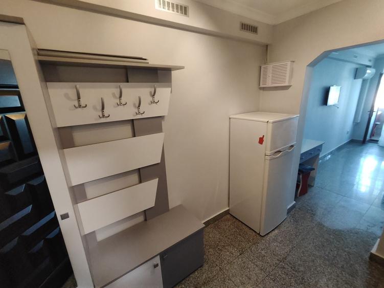 Garsonieră decomandată în Sârbi