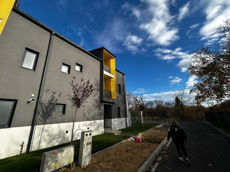 Duplex cu 4 camere cu Garaj în Șagului