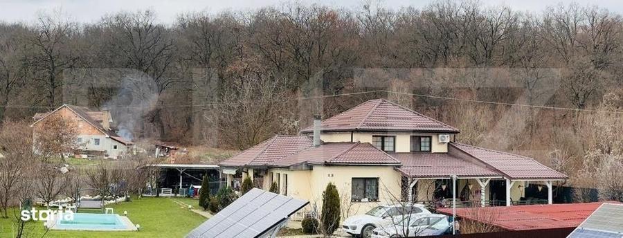 Casă cu 5 camere cu Teren 1800 Mp în Unirea