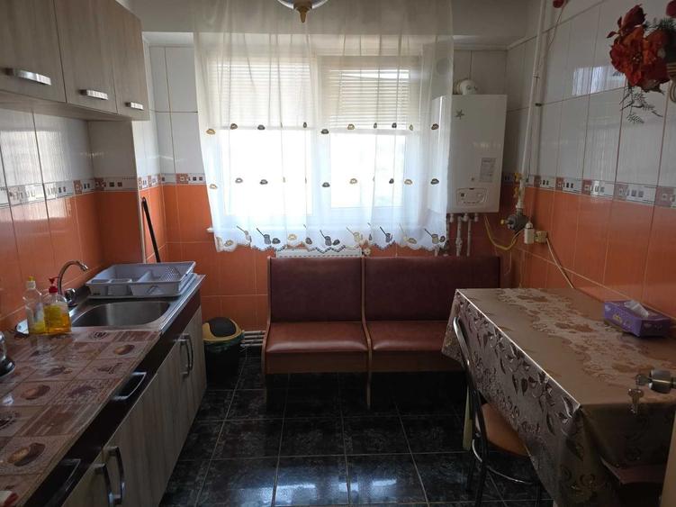 Apartament cu 2 camere decomandat în Ultracentral