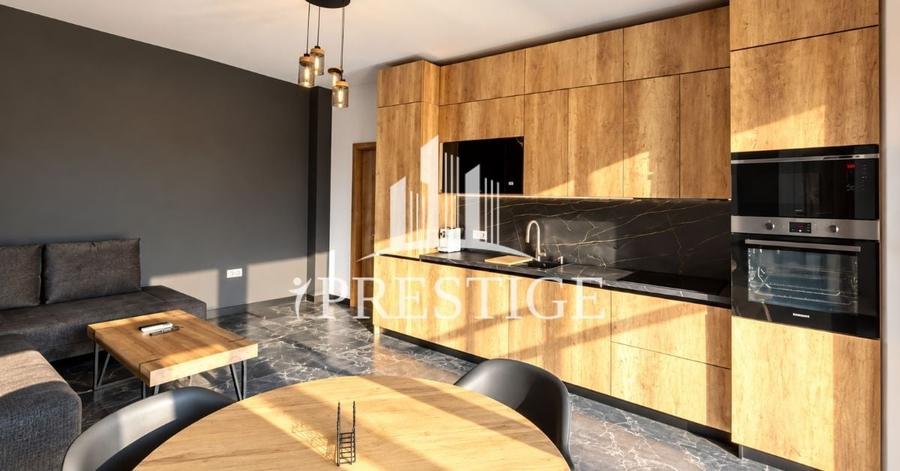 Apartament cu 3 camere decomandat, mobilat în Mihai Viteazul