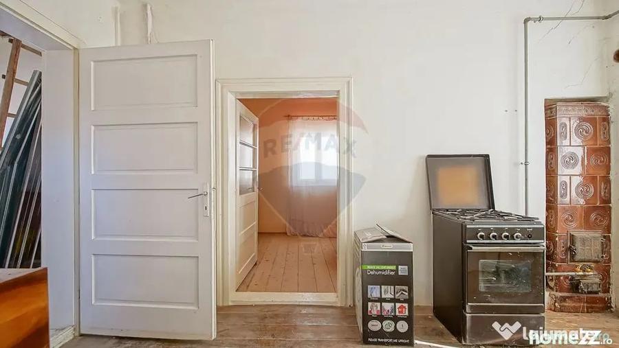 Casă cu 2 camere cu Teren 230 Mp în Centrul Istoric