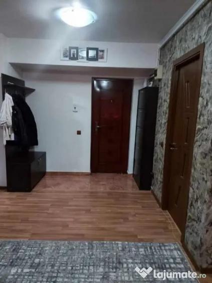 Apartament cu 2 camere decomandat în Găvana